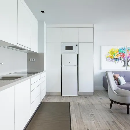 Yang * Las Palmas de Gran Canaria