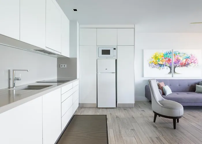 Yang * Las Palmas de Gran Canaria