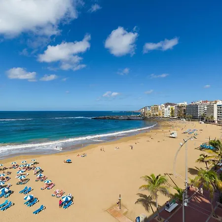 Yang * Las Palmas de Gran Canaria